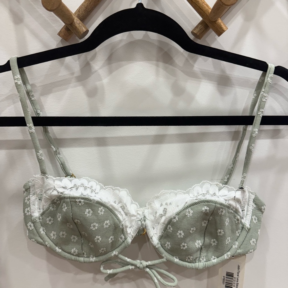 Montce Jade Floral Lace Bra with Underwire